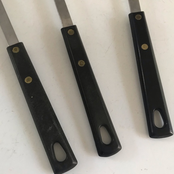Vintage Sharp Cutters Utensils - Picture 2 of 7